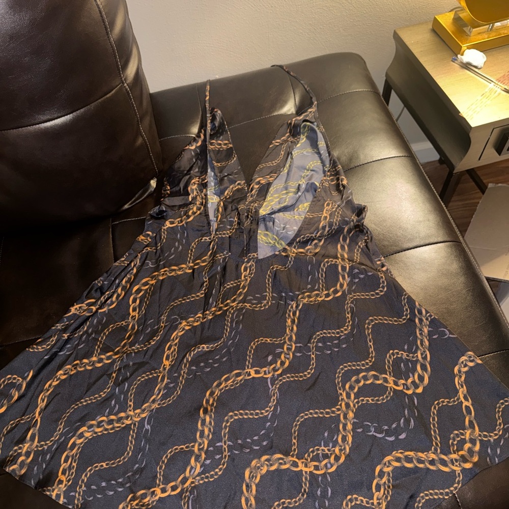 L'Academia Black and Gold Chain Print Cover up /Dress or Top - Picture 9 of 12